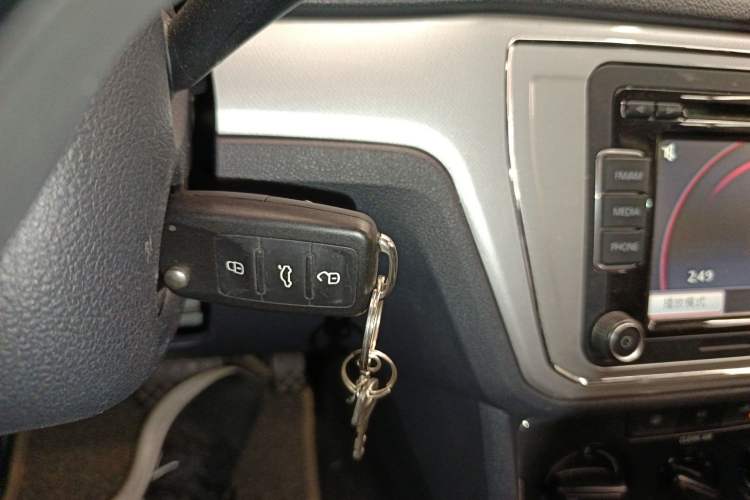 Used Volkswagen Lavida 2015 230TSI DSG Comfort Edition Vehicle Key