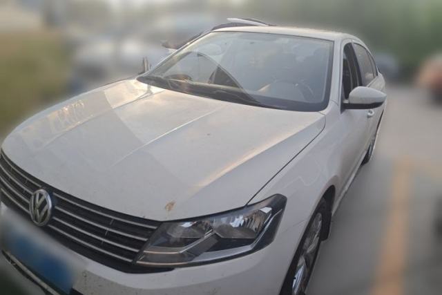Volkswagen Lavida 2015 1.6L Manual Comfort Edition usado