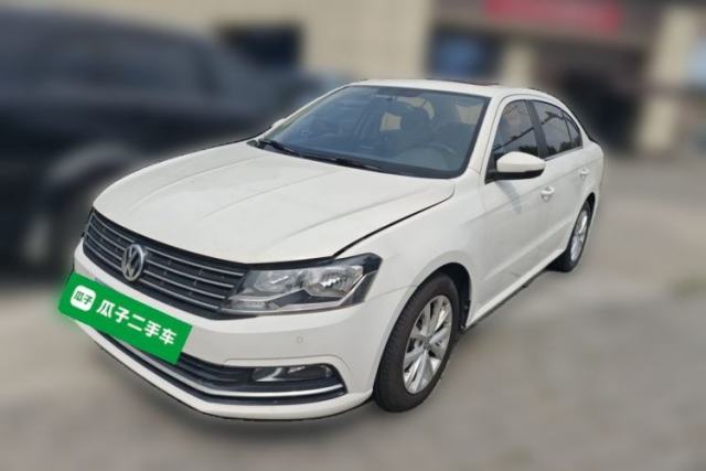 Volkswagen Lavida 2015 1.6L Automatic Comfort Edition usado