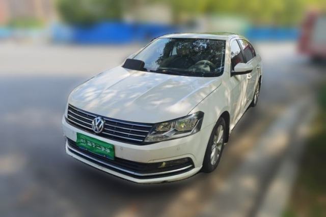 Used Volkswagen Lavida 2015 1.6L Manual Comfort Edition