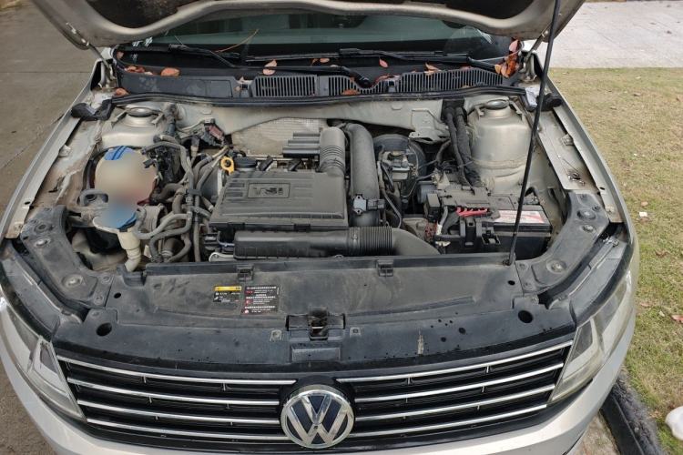 Used Volkswagen Lavida 2015 230TSI DSG Comfort Edition Engine Bay