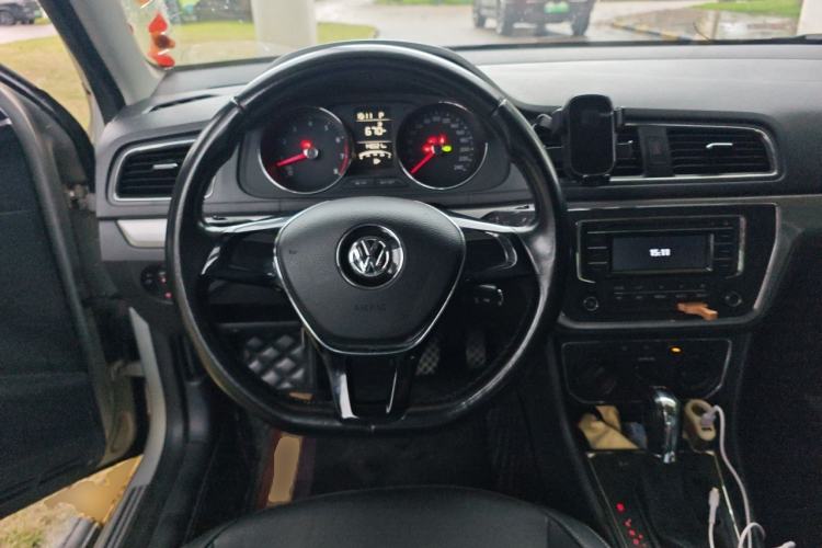 Used Volkswagen Lavida 2015 230TSI DSG Comfort Edition Steering Wheel