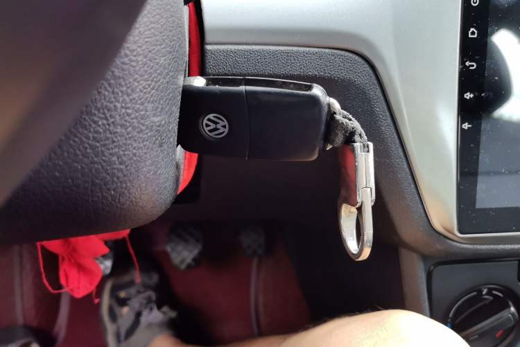 Used Volkswagen Lavida 2015 1.6L Manual Fashion Edition Vehicle Key