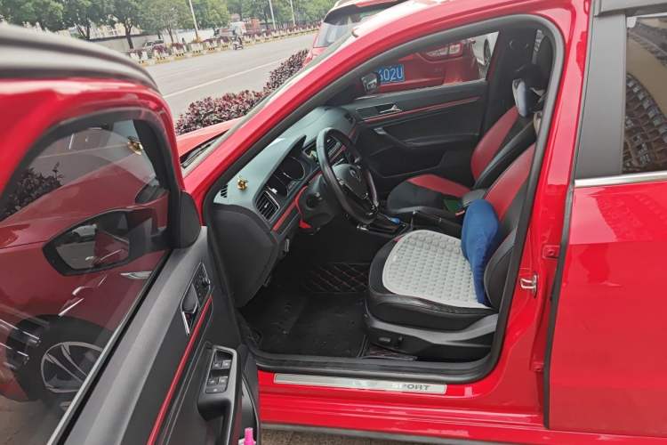 Used Volkswagen Lavida 2016 280TSI DSG Sport Edition Driver Seat