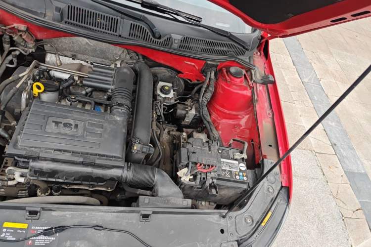 Used Volkswagen Lavida 2016 280TSI DSG Sport Edition Engine Bay Left