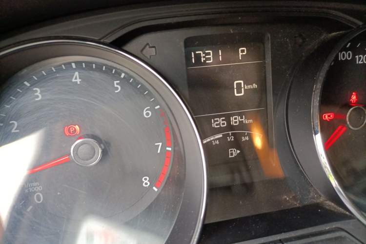 Used Volkswagen Lavida 2016 280TSI DSG Sport Edition Odometer Close Up