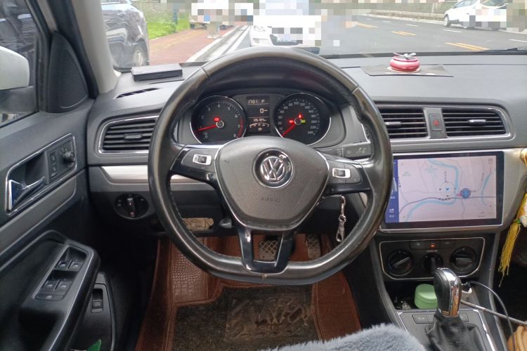 Used Volkswagen Lavida 2016 280TSI DSG Sport Edition Steering Wheel