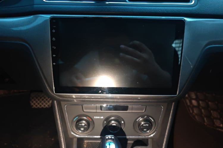 Used Volkswagen Lavida 2017 230TSI DSG Comfort Edition Audio And AC Panel