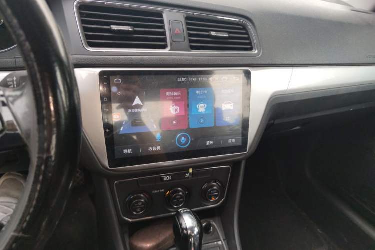 Used Volkswagen Lavida 2017 230TSI DSG Comfort Edition Audio And AC Panel