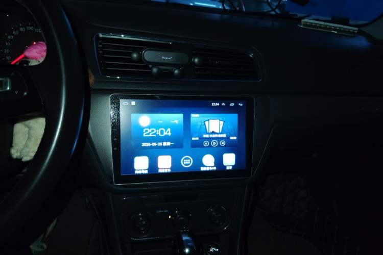 Used Volkswagen Lavida 2017 230TSI DSG Comfort Edition Audio And AC Panel
