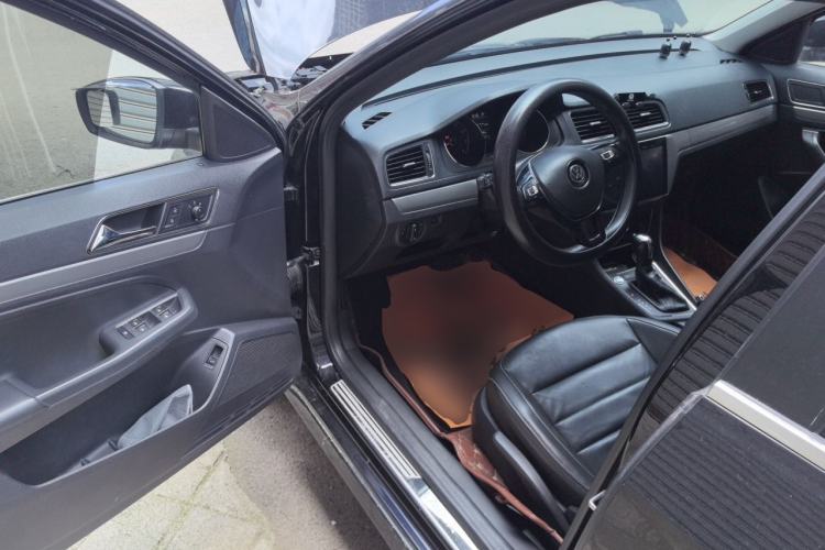 Used Volkswagen Lavida 2017 1.6L Automatic Comfort Edition Driver Seat