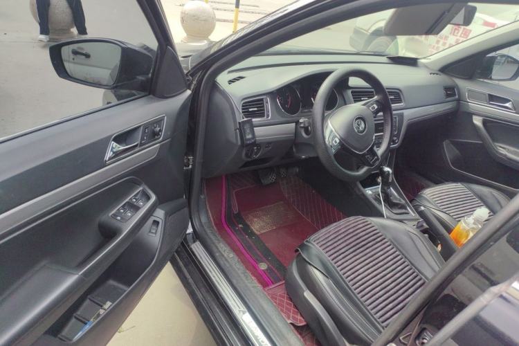 Used Volkswagen Lavida 2017 230TSI DSG Comfort Edition Driver Seat