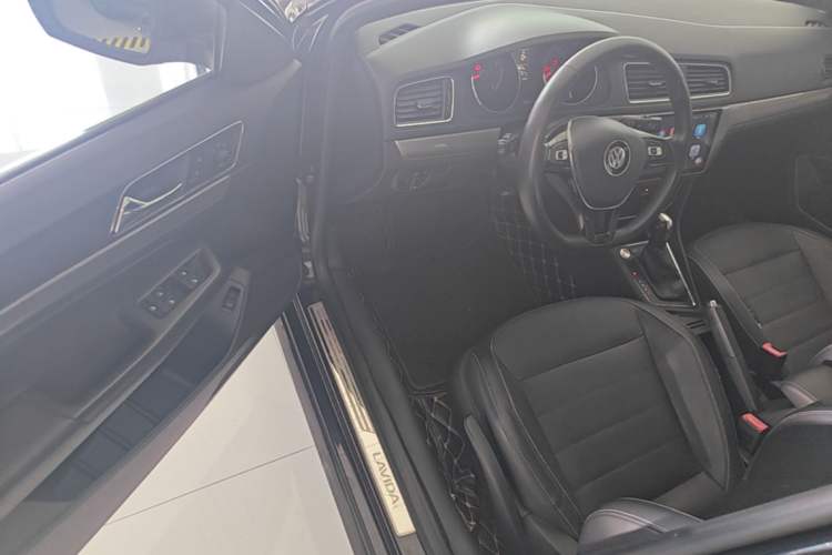 Used Volkswagen Lavida 2017 1.6L Automatic Comfort Edition Driver Seat
