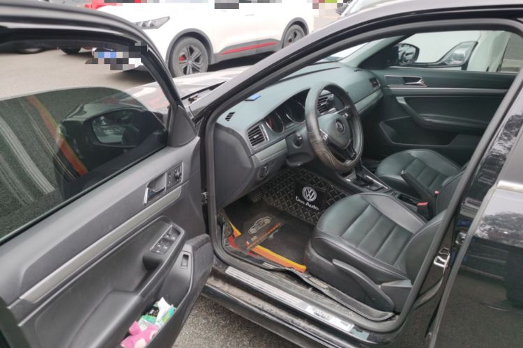 Used Volkswagen Lavida 2017 1.6L Automatic Comfort Edition Driver Seat