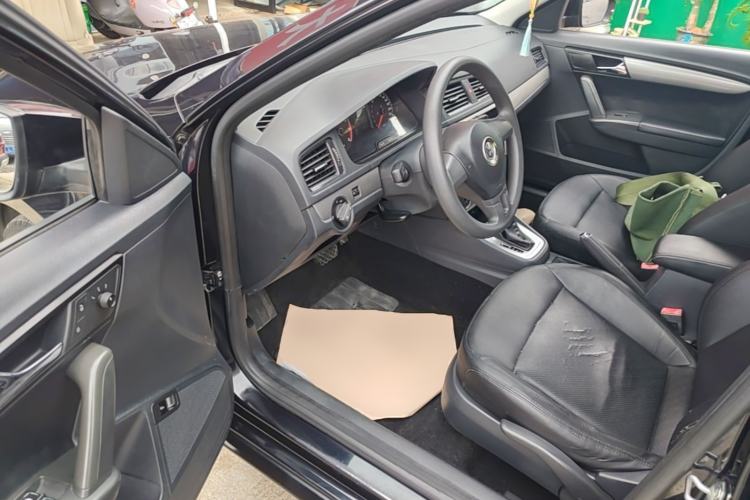 Used Volkswagen Lavida 2017 1.6L Automatic Comfort Edition Driver Seat