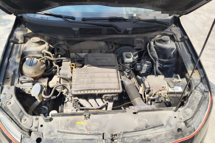 Used Volkswagen Lavida 2017 1.6L Automatic Comfort Edition Engine Bay