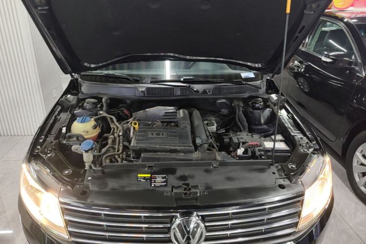 Used Volkswagen Lavida 2017 230TSI DSG Comfort Edition Engine Bay