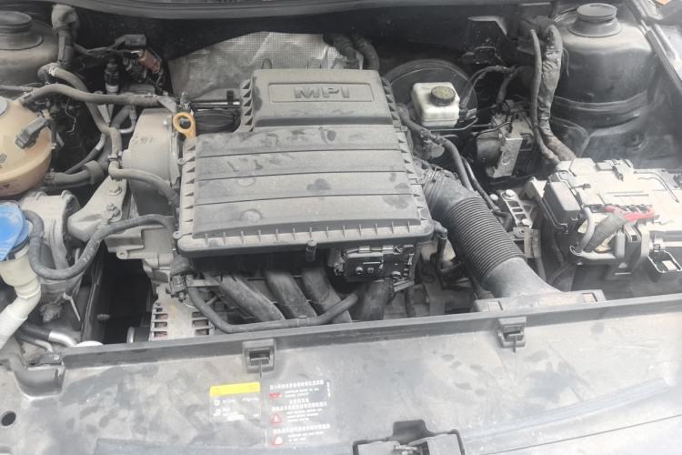 Used Volkswagen Lavida 2017 1.6L Automatic Comfort Edition Engine Bay