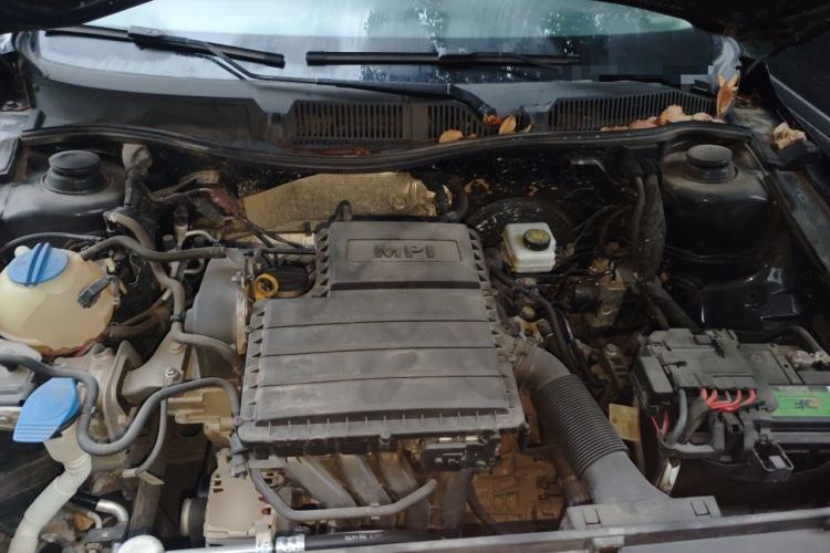 Used Volkswagen Lavida 2017 1.6L Automatic Comfort Edition Engine Bay