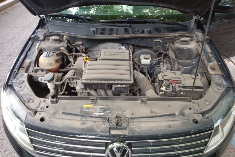 Used Volkswagen Lavida 2017 1.6L Manual Comfort Edition Engine Bay