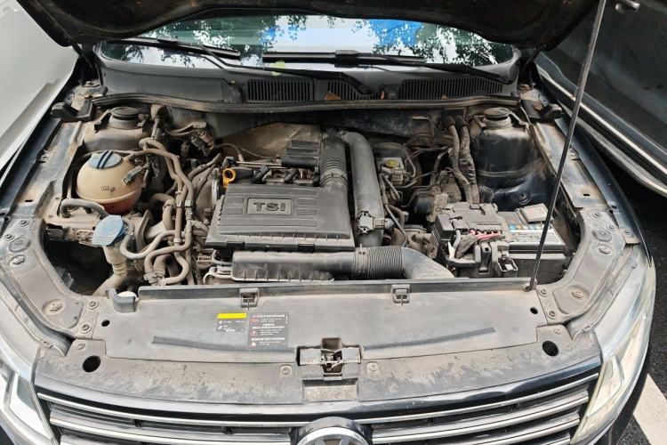 Used Volkswagen Lavida 2017 230TSI DSG Comfort Edition Engine Bay