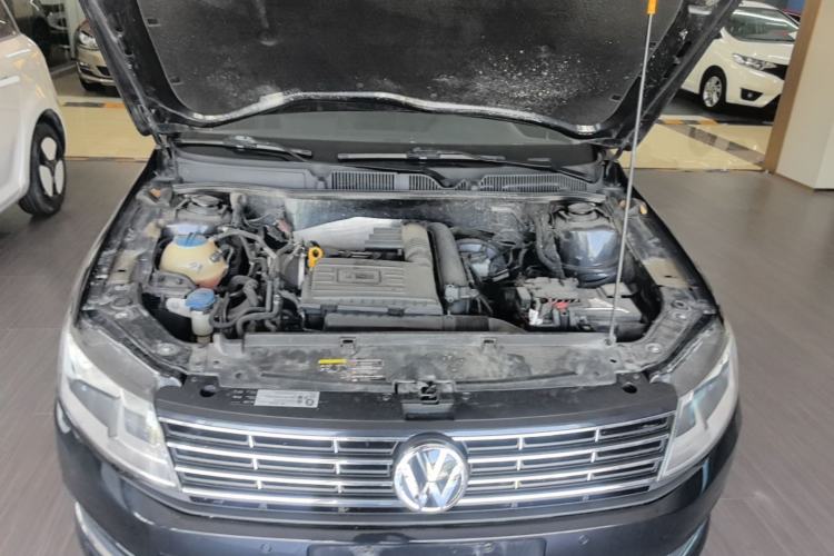Used Volkswagen Lavida 2017 230TSI DSG Comfort Edition Engine Bay