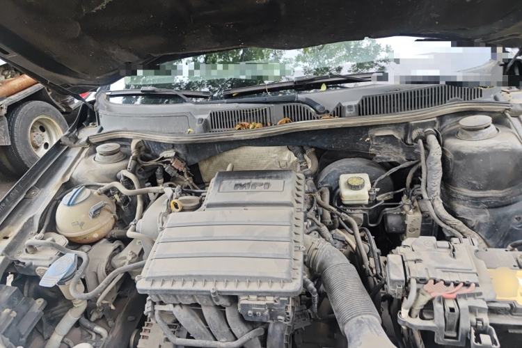 Used Volkswagen Lavida 2017 1.6L Automatic Comfort Edition Engine Bay