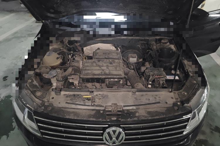 Used Volkswagen Lavida 2017 1.6L Automatic Comfort Edition Engine Bay