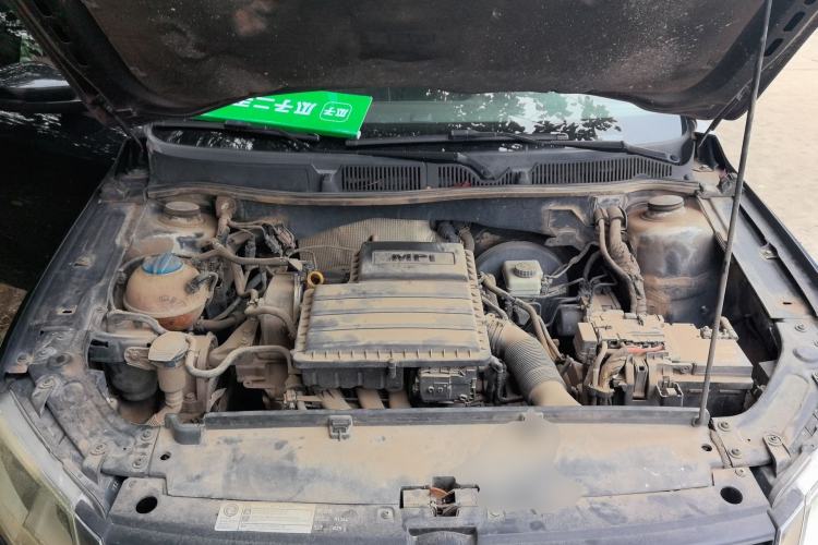 Used Volkswagen Lavida 2017 1.6L Automatic Fashion Edition Engine Bay