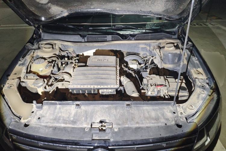 Used Volkswagen Lavida 2017 1.6L Automatic Comfort Edition Engine Bay