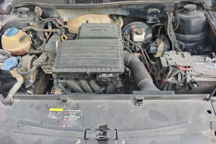 Used Volkswagen Lavida 2017 1.6L Automatic Comfort Edition Engine Bay