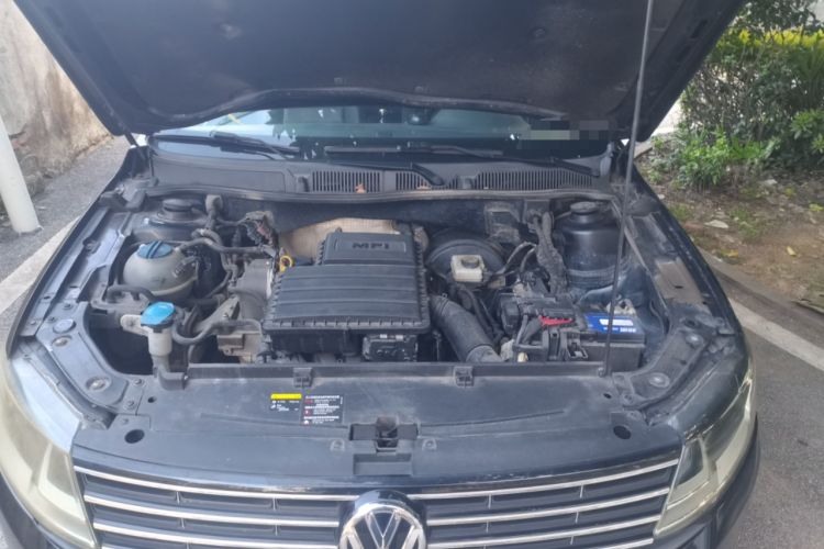 Used Volkswagen Lavida 2017 1.6L Automatic Comfort Edition Engine Bay