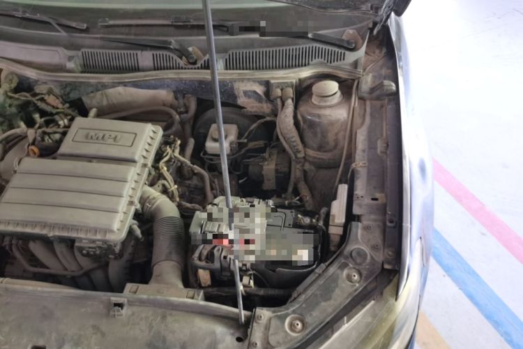 Used Volkswagen Lavida 2017 1.6L Automatic Fashion Edition Engine Bay Left