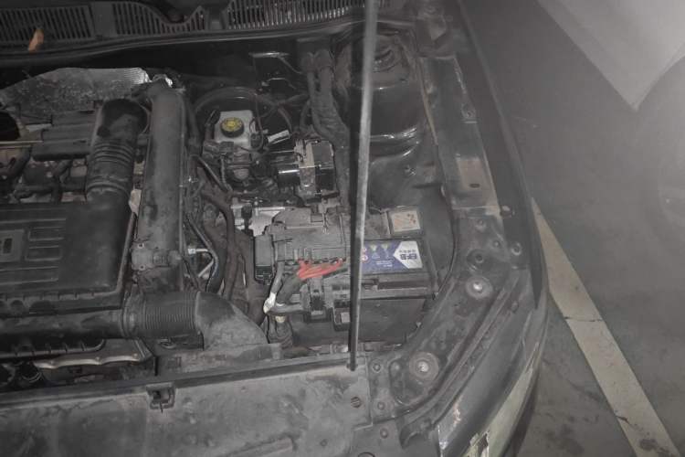 Used Volkswagen Lavida 2017 230TSI DSG Comfort Edition Engine Bay Left