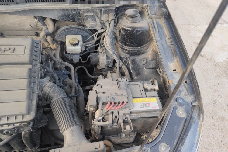 Used Volkswagen Lavida 2017 1.6L Manual Comfort Edition Engine Bay Left