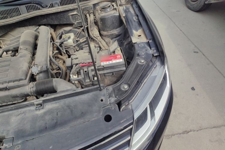 Used Volkswagen Lavida 2017 230TSI DSG Comfort Edition Engine Bay Left