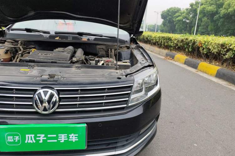 Used Volkswagen Lavida 2017 230TSI DSG Comfort Edition Engine Bay Left