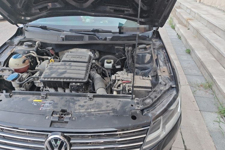 Used Volkswagen Lavida 2017 1.6L Automatic Comfort Edition Engine Bay Left