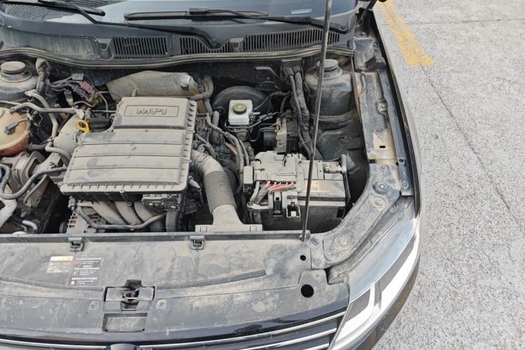 Used Volkswagen Lavida 2017 1.6L Automatic Comfort Edition Engine Bay Left