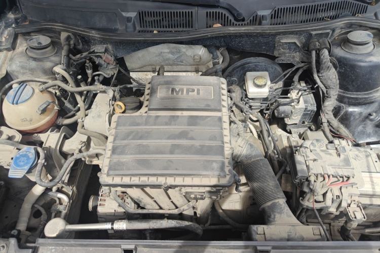 Used Volkswagen Lavida 2017 1.6L Automatic Fashion Edition Engine Bay