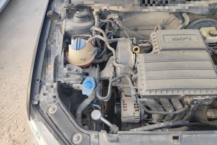 Used Volkswagen Lavida 2017 1.6L Manual Comfort Edition Engine Bay Right
