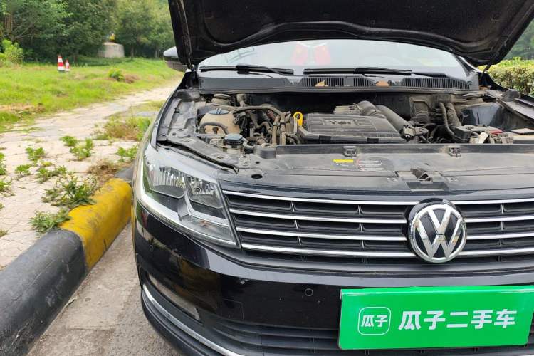 Used Volkswagen Lavida 2017 230TSI DSG Comfort Edition Engine Bay Right