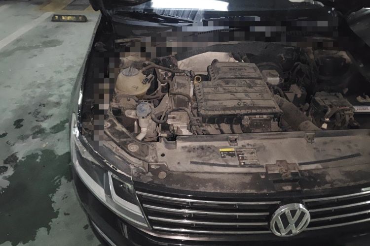 Used Volkswagen Lavida 2017 1.6L Automatic Comfort Edition Engine Bay Right