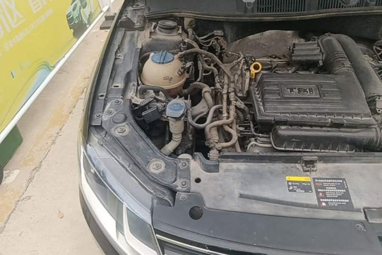 Used Volkswagen Lavida 2017 230TSI DSG Comfort Edition Engine Bay Right