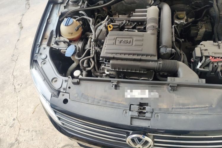 Used Volkswagen Lavida 2017 230TSI DSG Comfort Edition Engine Bay Right