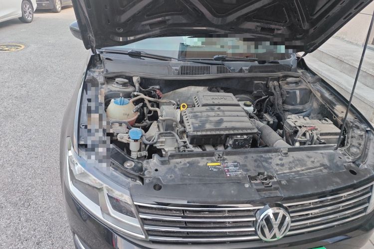 Used Volkswagen Lavida 2017 1.6L Automatic Comfort Edition Engine Bay Right