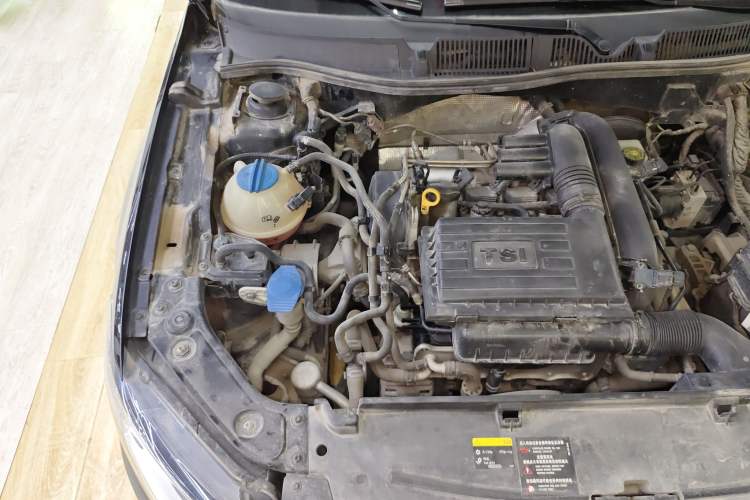 Used Volkswagen Lavida 2017 230TSI DSG Comfort Edition Engine Bay Right