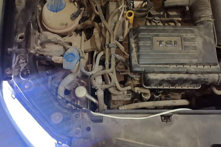 Used Volkswagen Lavida 2017 230TSI DSG Comfort Edition Engine Bay Right