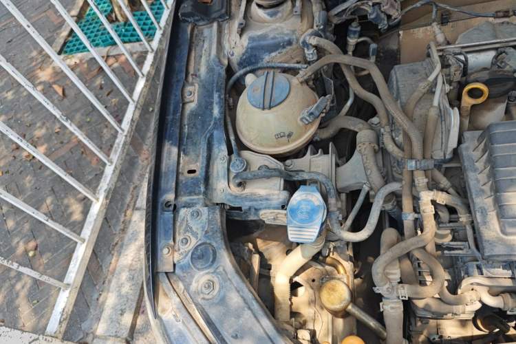 Used Volkswagen Lavida 2017 230TSI DSG Comfort Edition Engine Bay Right