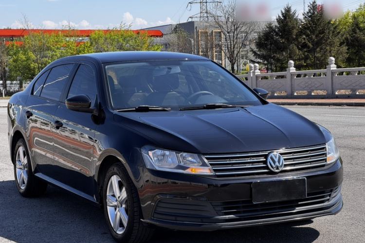 Used Volkswagen Lavida 2017 1.6L Automatic Fashion Edition Exterior 1